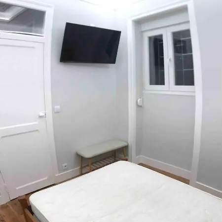 Angels Homes-n 27, 2ºfloor - Bairro Tipico, Centro * Lisbon
