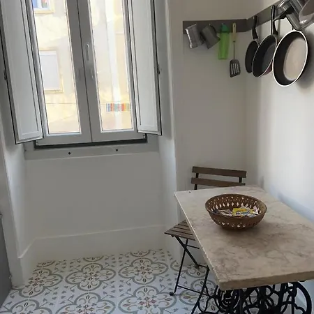 Angels Homes-n 27, 2ºfloor - Bairro Tipico, Centro Apartment *